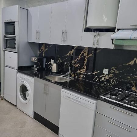 Comfors Appartements 2 ฟนิเด็ค ภายนอก รูปภาพ