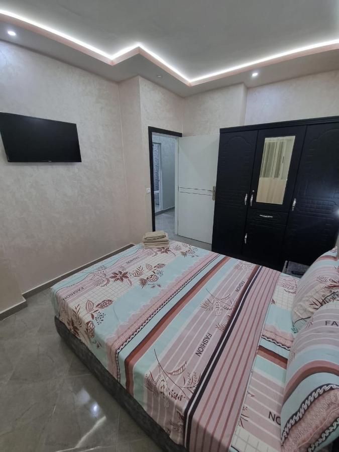 Comfors Appartements 2 ฟนิเด็ค ภายนอก รูปภาพ
